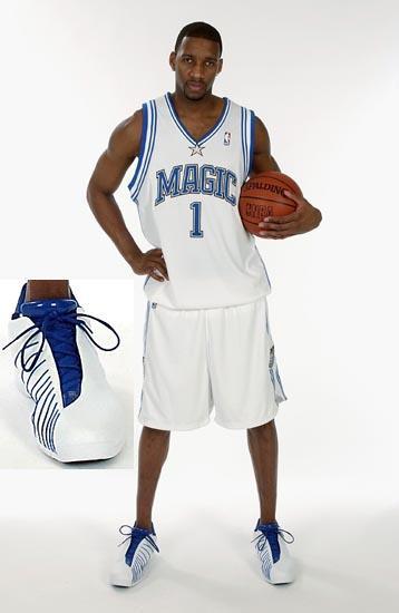 NBA球员数据榜：东契奇得分领先,（NBA数据排行榜：东契奇领跑得分榜）