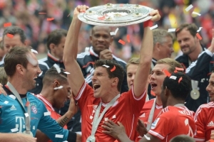 日本足协官方：铃木彩艳因伤缺席本月名单，野泽大志替补入选（日本足协通报：铃木彩艳因伤无缘本月名单，野泽大志递补入选）