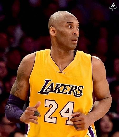 官方：意大利将于亚特兰大主场对阵北爱尔兰，此前在此无败绩（官方：意大利亚特兰大主场迎战北爱尔兰，迄今未尝败绩）