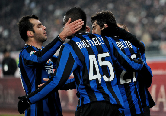 F1阿布扎比站二练：可以庆祝冠军了？诺里斯强势领先（F1阿布扎比站二练：冠军已在望？诺里斯强势领跑）