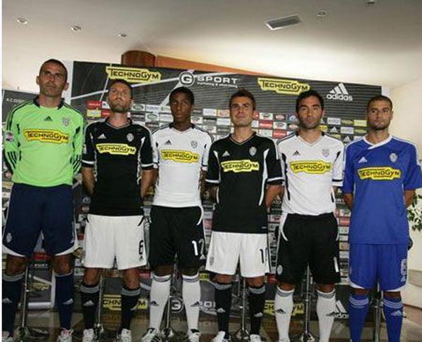 14球追平J马，迪亚斯成为欧冠进球最多的哥伦比亚球员（欧冠14球！迪亚斯追平J马，登顶哥伦比亚头号射手）