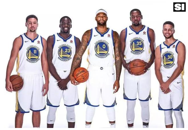 备战秋冬高尔夫：你的保暖防风战袍准备好了吗？（秋冬高尔夫来袭：你的保暖防风装备到位了吗？）