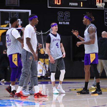 TA分析3-5-2阵型：从翼卫驱动到双锋美学，弱队逆袭制胜之道（TA解读3-5-2阵型：翼卫驱动与双锋美学，弱队逆袭的制胜密码）