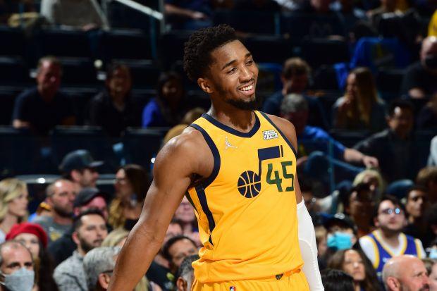 官方：AC米兰主帅阿莱格里当选意甲11月最佳教练（AC米兰官宣：主帅阿莱格里荣膺意甲11月最佳教练）