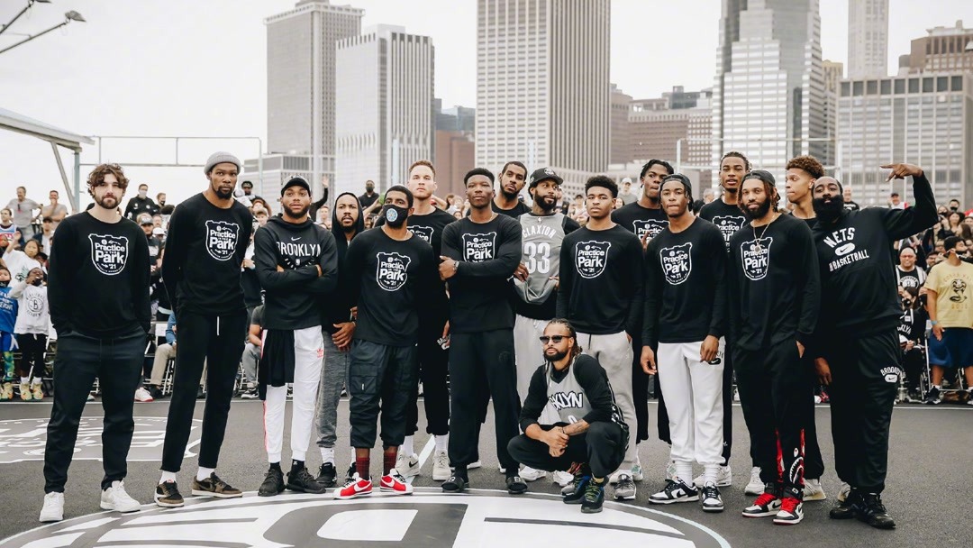 那不勒斯再遭打击！拉赫马尼、霍伊伦本轮联赛双双受伤离场（那不勒斯雪上加霜：拉赫马尼与霍伊伦本轮联赛接连伤退）