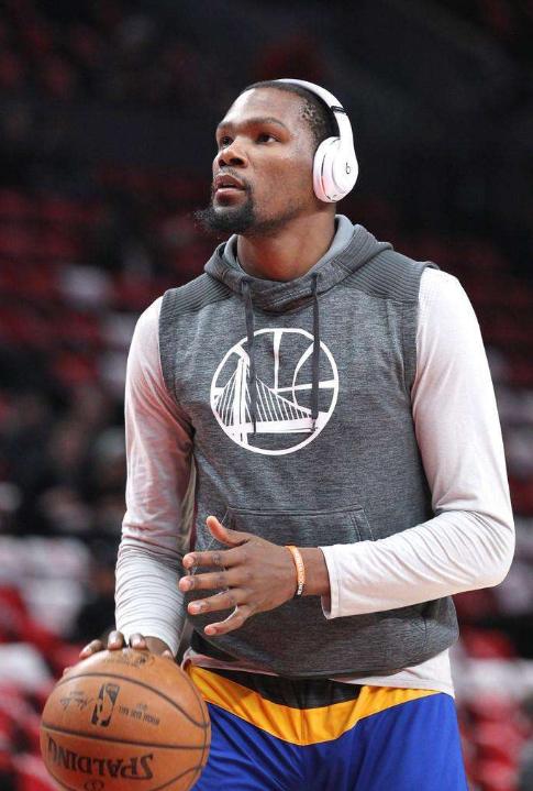 法媒：巴黎FC想签下坎特，他与吉达联合的合同仅剩不到一年（法媒：巴黎FC有意引进坎特，其与吉达联合合同剩余不足一年）