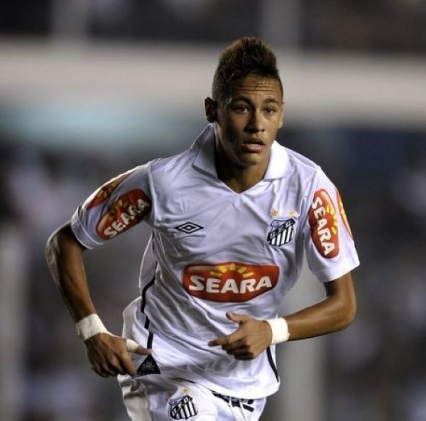 若纳塔斯：若我不叛逆、不暴躁，巴西和西班牙一定抢着要我（若纳塔斯：要不是我叛逆又暴躁，巴西和西班牙早就争抢我）