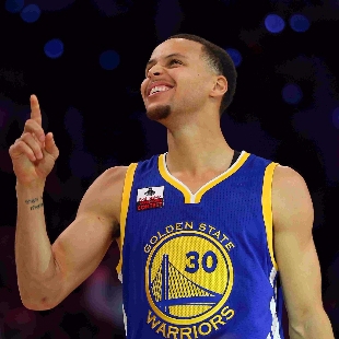 太阳报：库尼亚妻子比他年长6岁，两人相恋8年育有两个孩子（太阳报称库尼亚与年长6岁的妻子相恋8年 已育有两个孩子）