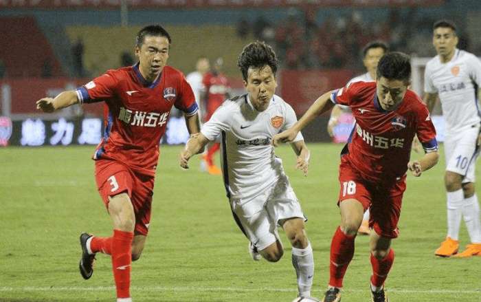 不到24岁！杰伦·约翰逊成为历史上砍下20+15+15最年轻前锋（未满24岁！杰伦·约翰逊成史上最年轻完成20+15+15的前锋）